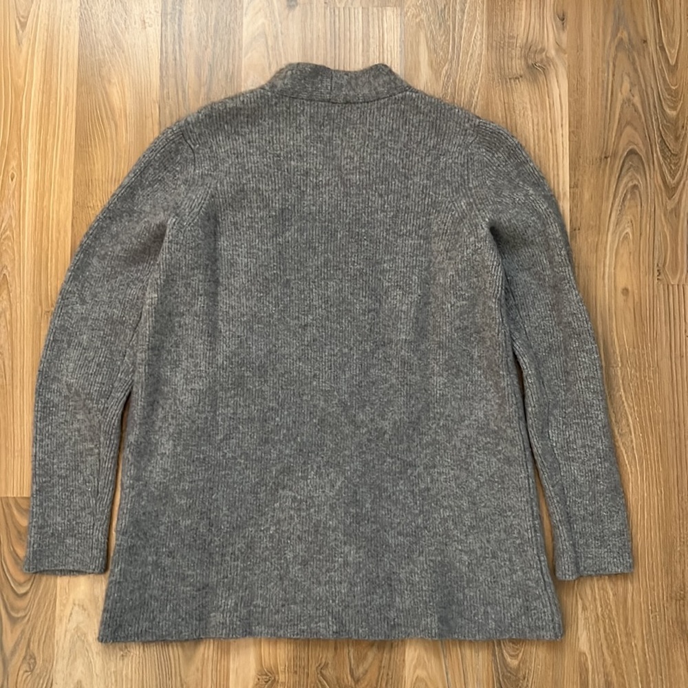 Cashmere sweater - Picture 2 of 10